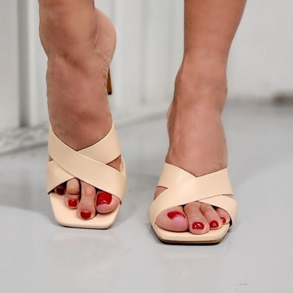 Women's Nude Bandage Square Toe Sandals Chunky Heels - Picture 4 of 5